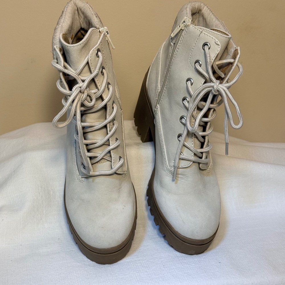 Wild Pair Bentlip Combat Boots Size 7 Cream Lace Up Side Zip Lug Sole Block Heel - Picture 13 of 15